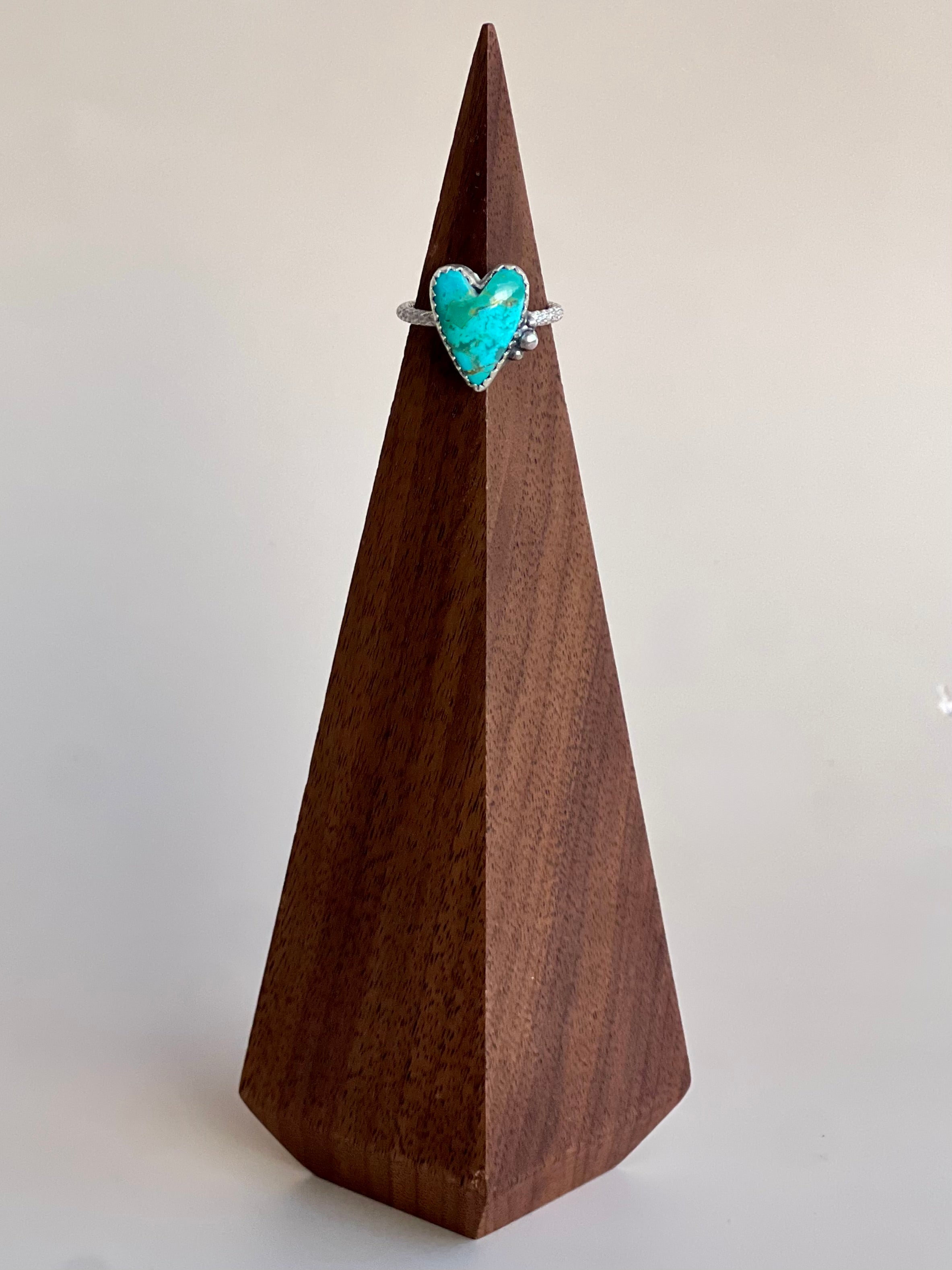 Turquoise Heart Size 5