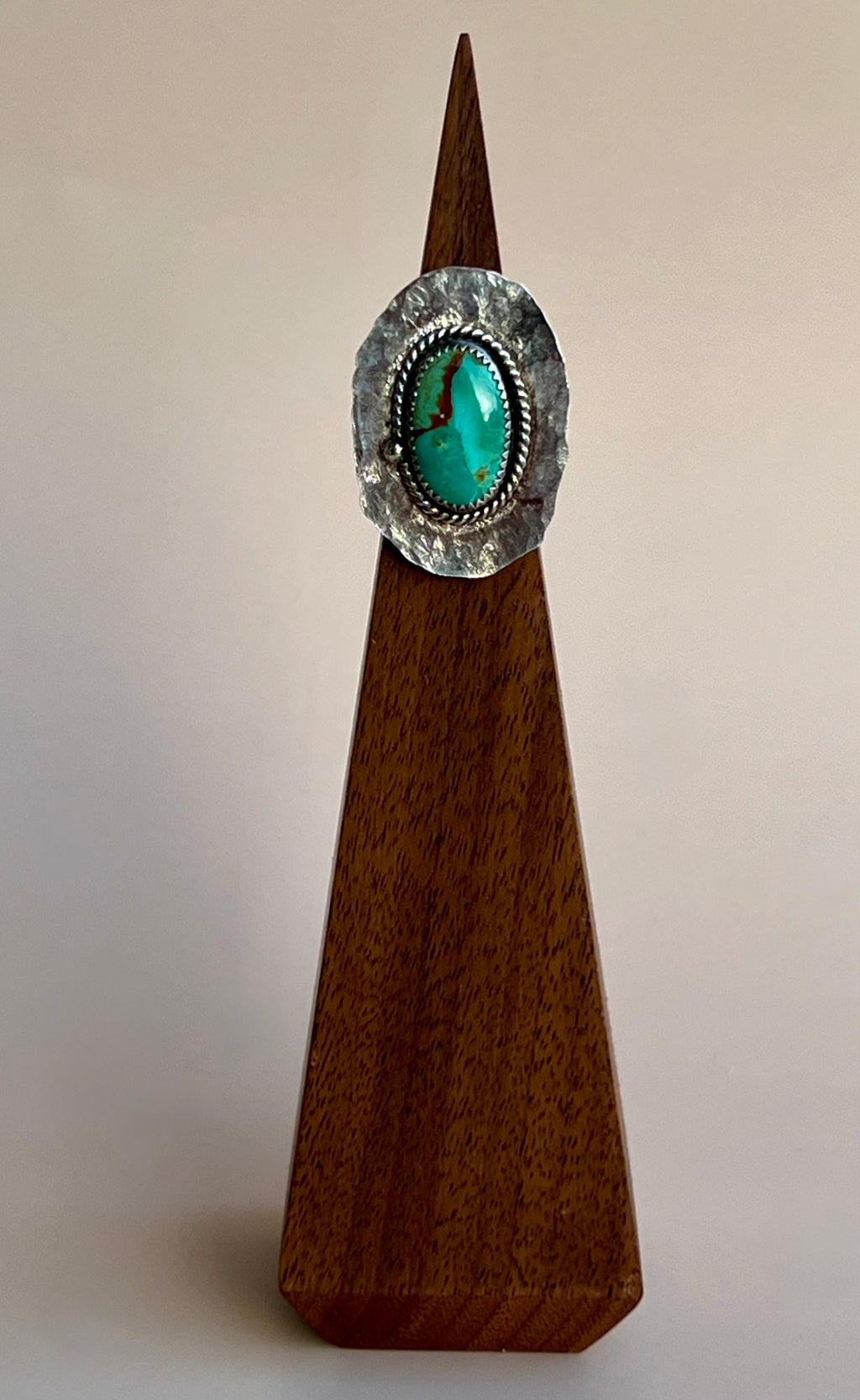 Arizona Mohave Turquoise Size 10