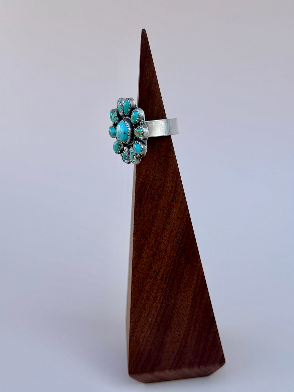 Kingman Turquoise Flower Size 8